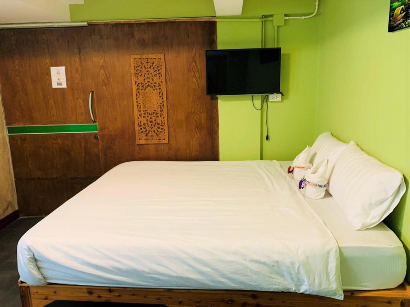 Retro At Phra Sing Guest House Chiang Mai Exterior foto